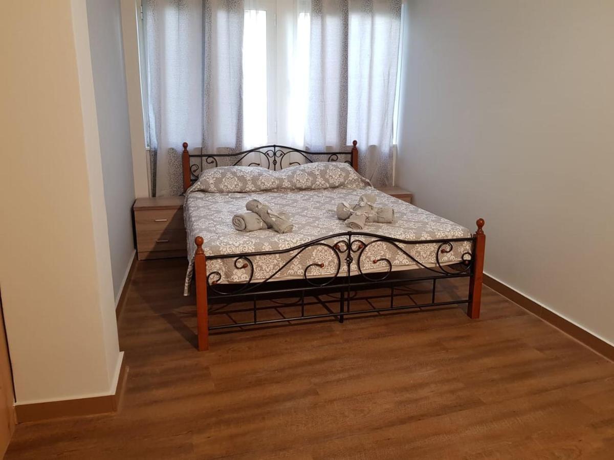 أثينا Lux & Cool Apartments Miaoyli المظهر الخارجي الصورة